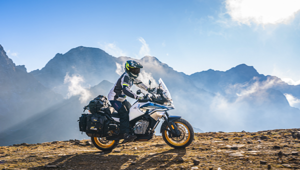 CF Moto 800MT Explorer 2025, ADV Cao Cấp Nhất, Chính Hãng, Giá Tốt tại Vĩnh Long