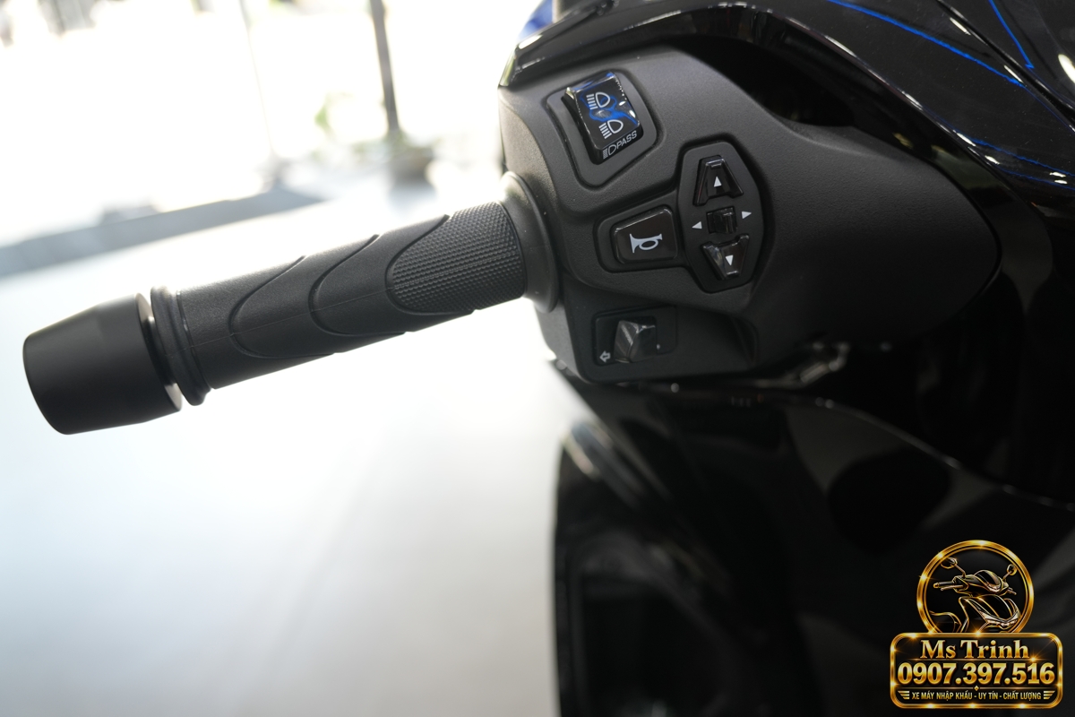Honda SH150i Ý đen bóng 2027 tại Vĩnh Long - Sơn bóng lịch sự, tiện ích cho mỗi ngày