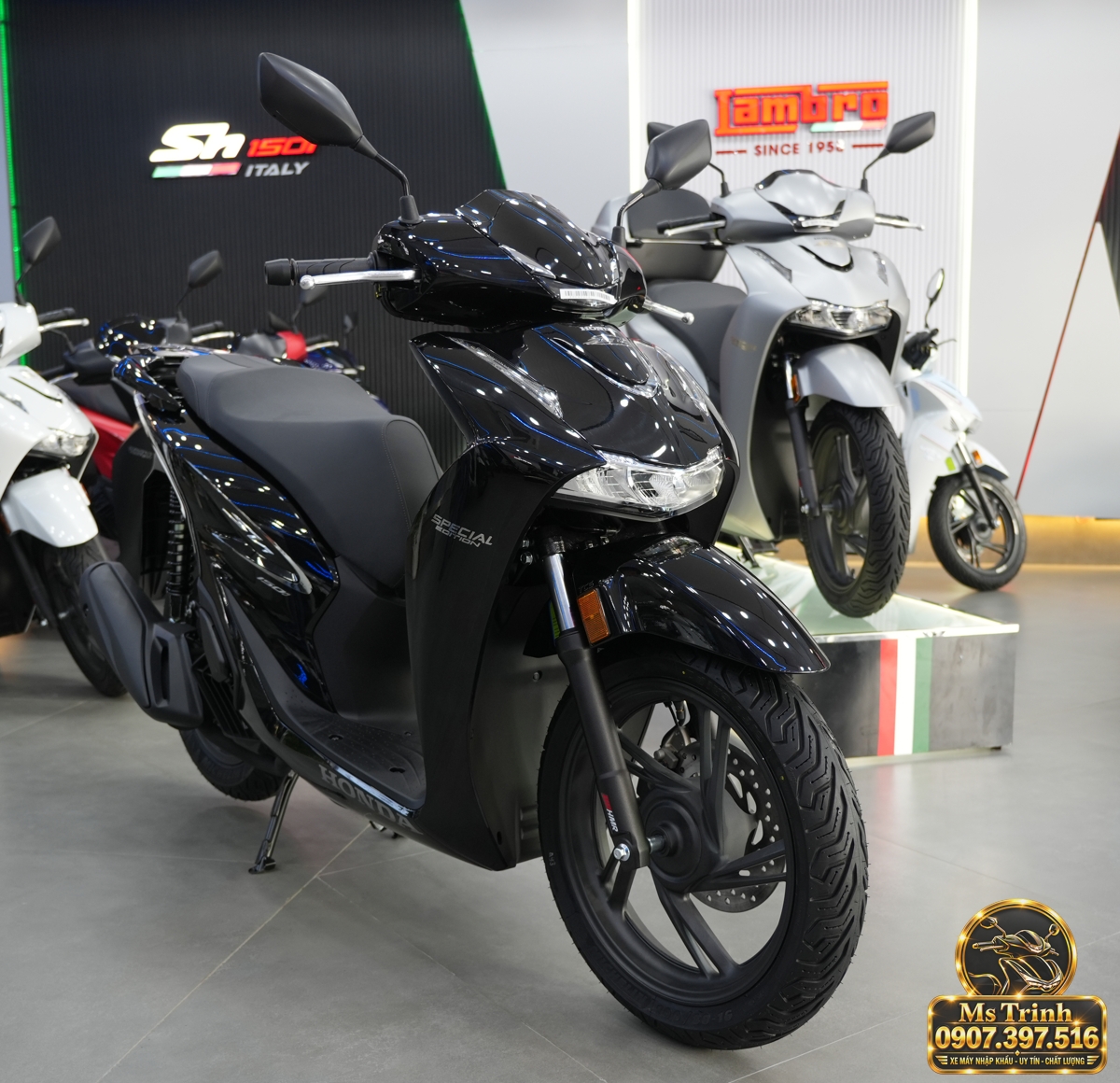 Honda SH150i Ý đen bóng 2027 tại Vĩnh Long - Sơn bóng lịch sự, tiện ích cho mỗi ngày