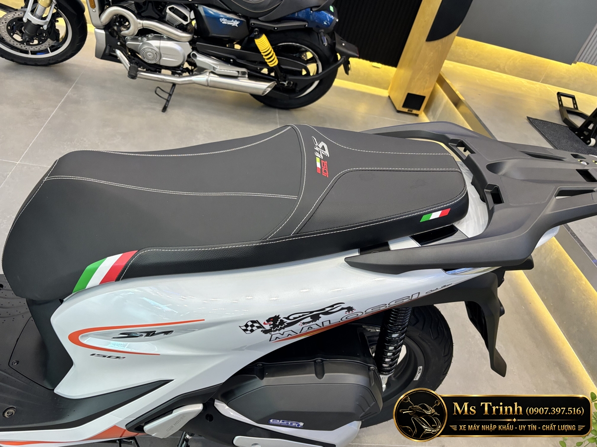 Honda SH150 Ý Malossi 2026 tại Vĩnh Long - Tem custom thể thao, dáng SH thanh lịch