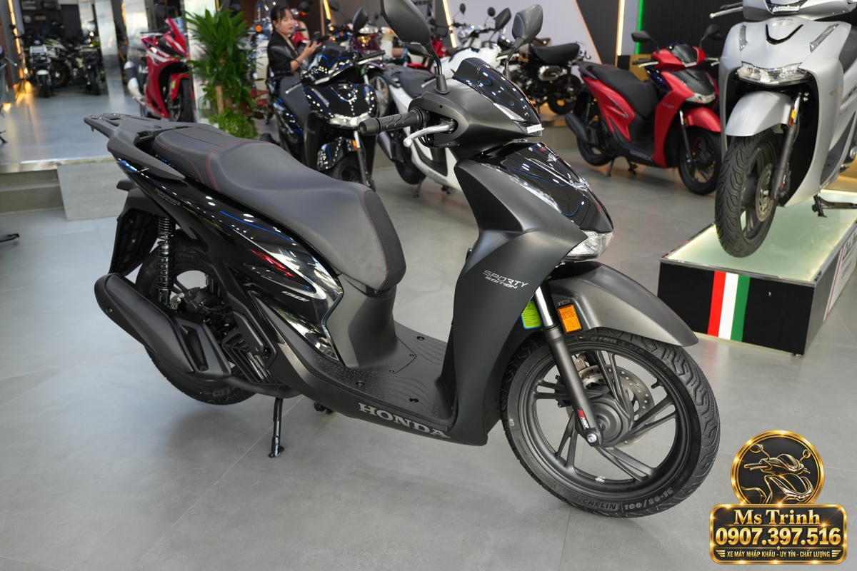 Honda SH150i Ý đen nhám 2027 tại Vĩnh Long sắc đen lịch lãm giá tốt, chính ngạch