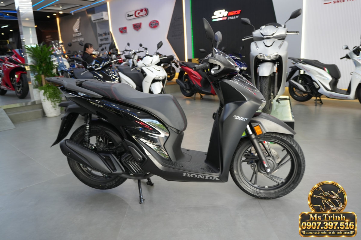 Honda SH150i Ý đen nhám 2027 tại Vĩnh Long sắc đen lịch lãm giá tốt, chính ngạch