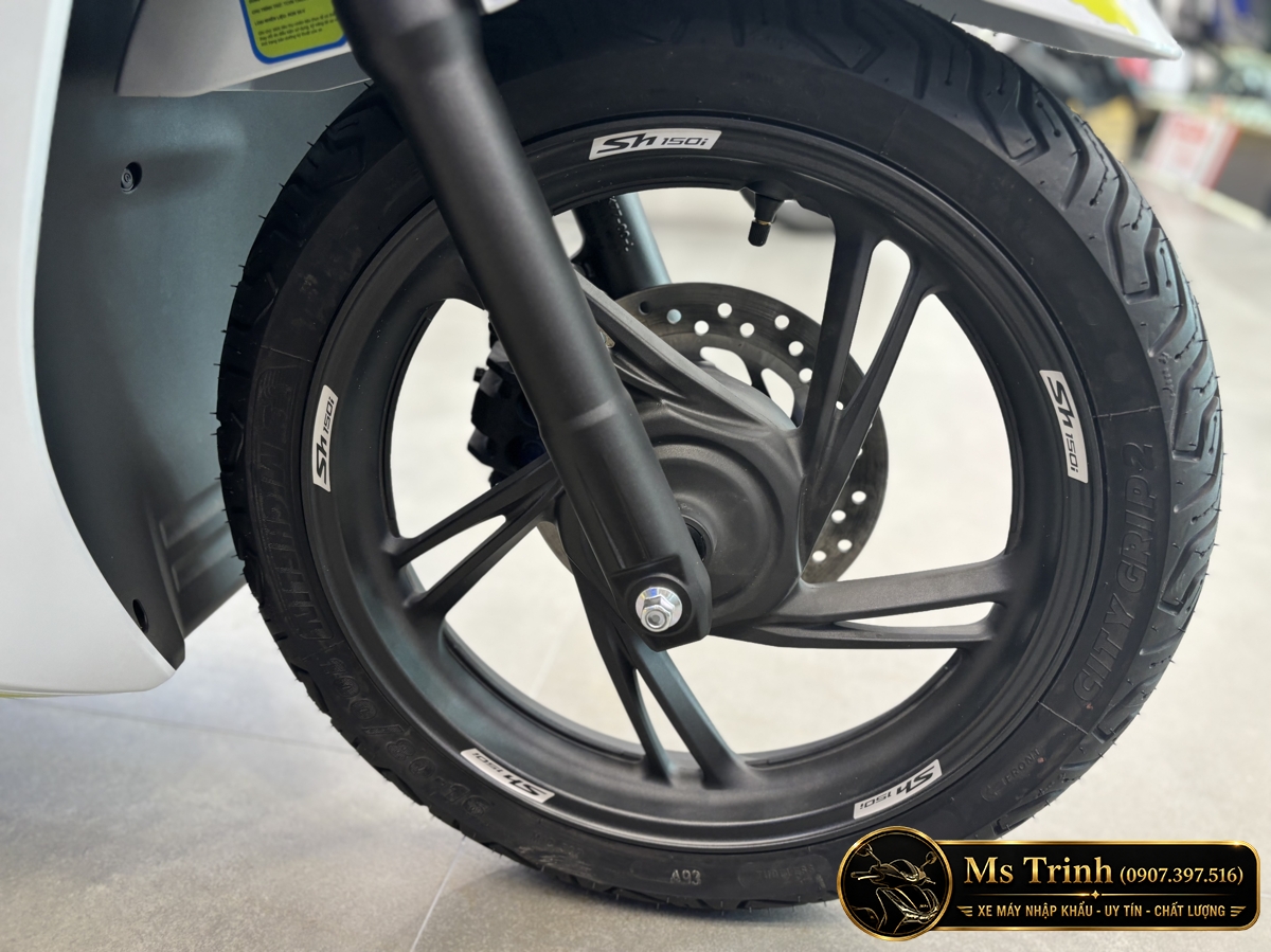 Honda SH150 Ý Malossi 2026 tại Vĩnh Long - Tem custom thể thao, dáng SH thanh lịch