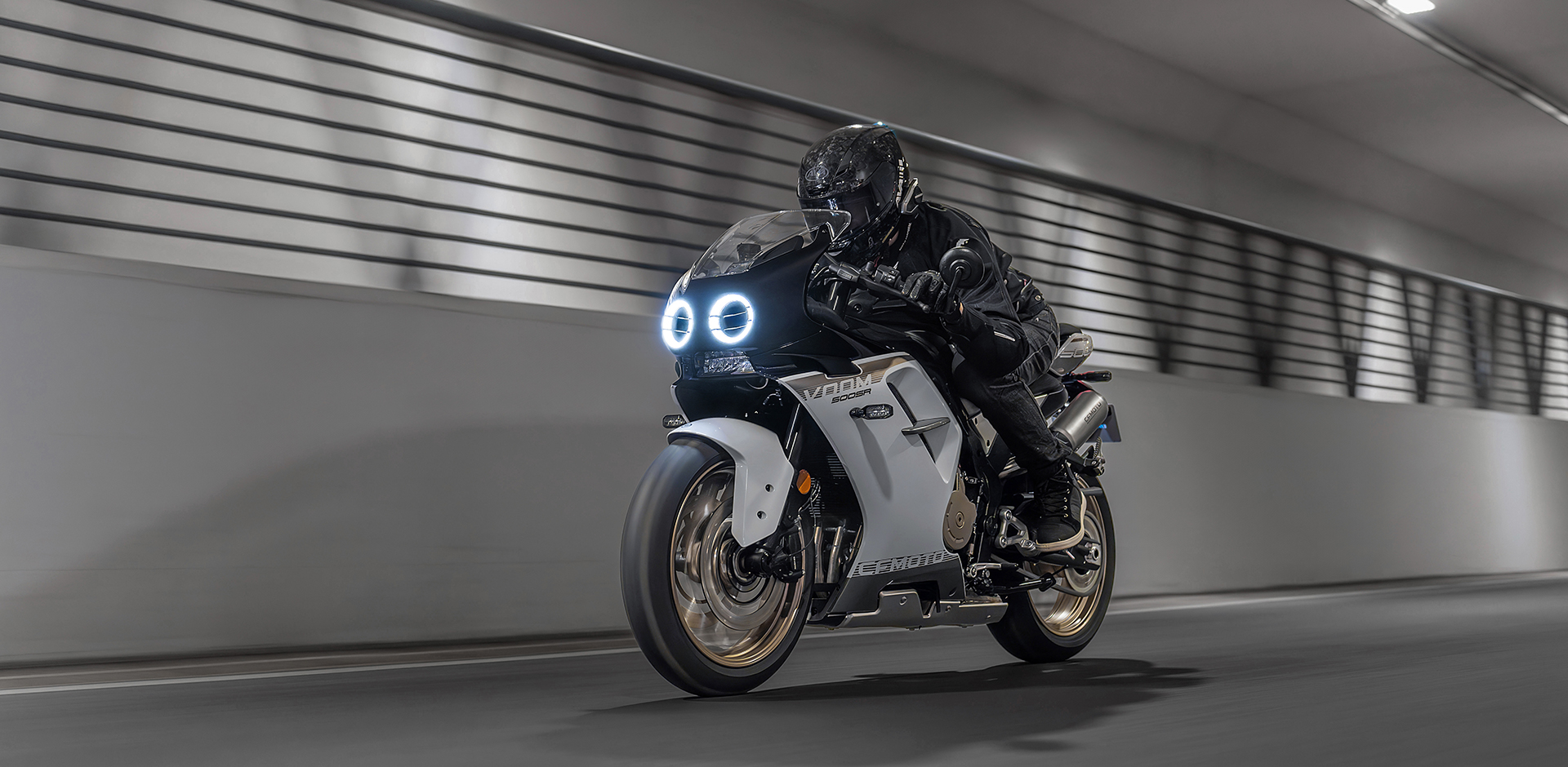 CF Moto VOOM 500SR, 4 Xi Lanh Thẳng Hàng, Retro Sport Độc Đáo tại Vĩnh Long