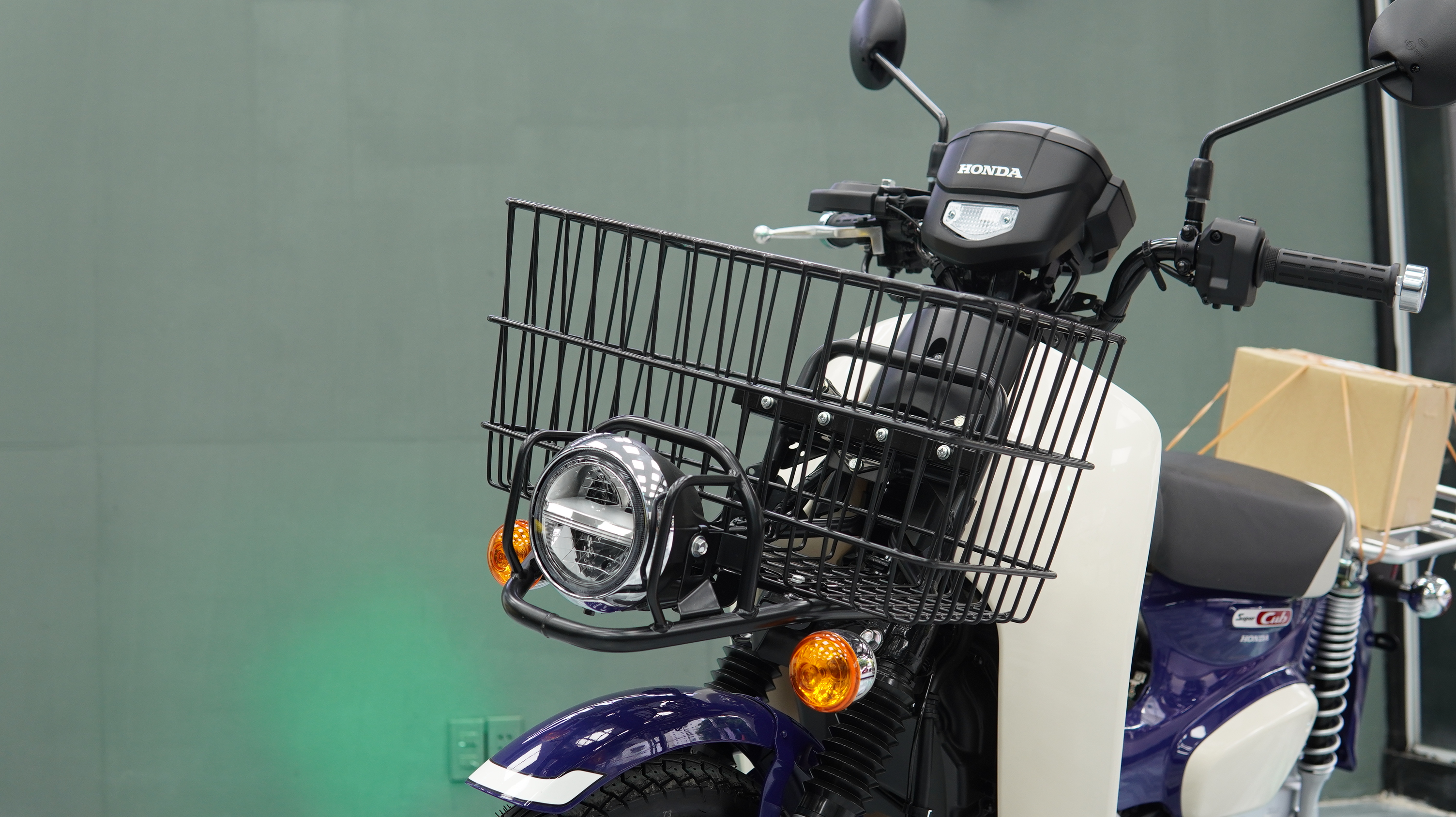 Honda Super Cub 110 Pro ABS 2025, Nhập Khẩu Chính Hãng Từ Nhật tại Vĩnh Long