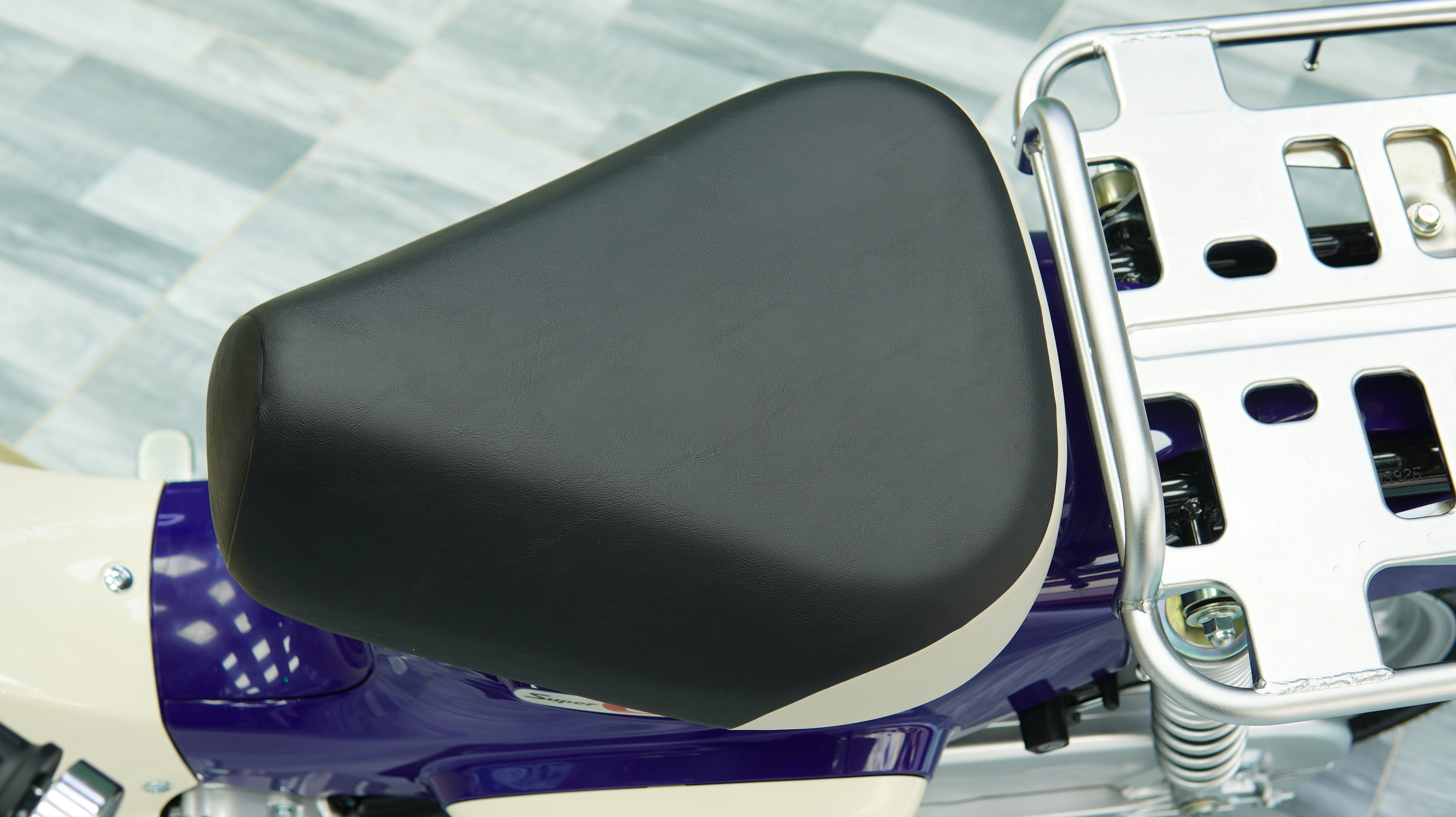 Honda Super Cub 110 Pro ABS 2025, Nhập Khẩu Chính Hãng Từ Nhật tại Vĩnh Long