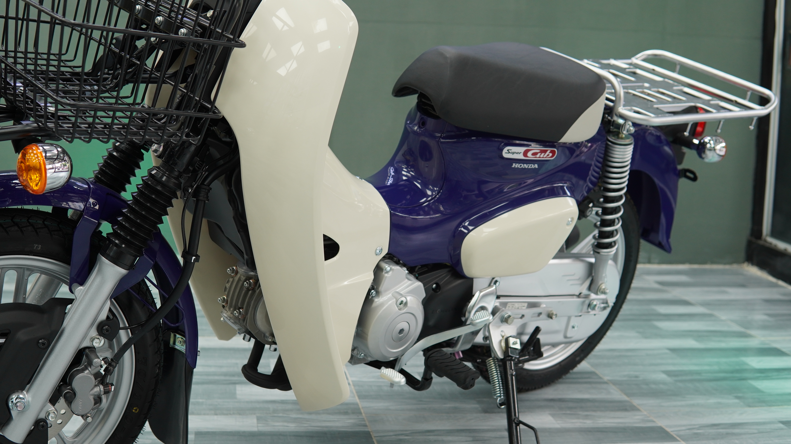 Honda Super Cub 110 Pro ABS 2025, Nhập Khẩu Chính Hãng Từ Nhật tại Vĩnh Long