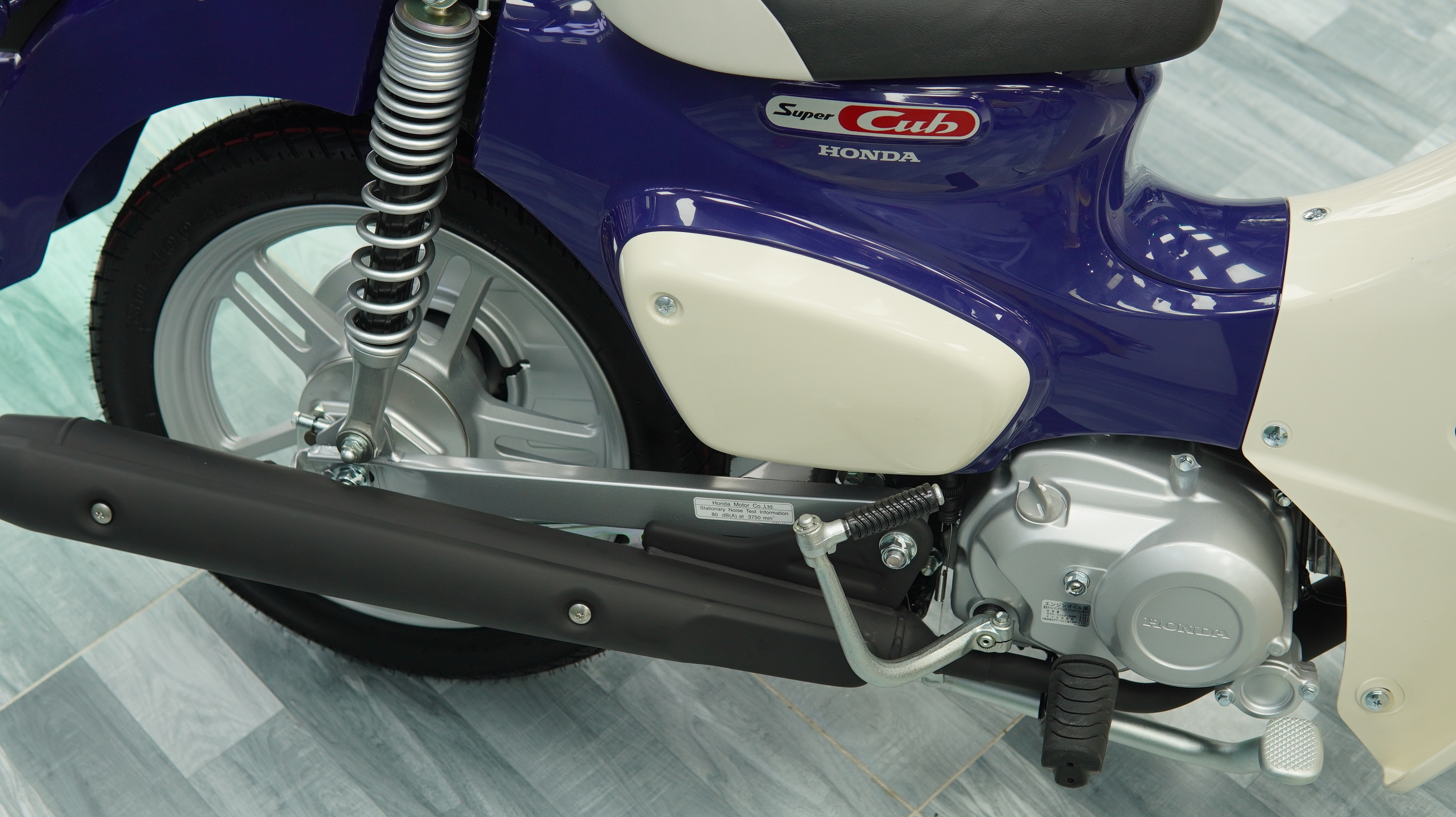 Honda Super Cub 110 Pro ABS 2025, Nhập Khẩu Chính Hãng Từ Nhật tại Vĩnh Long