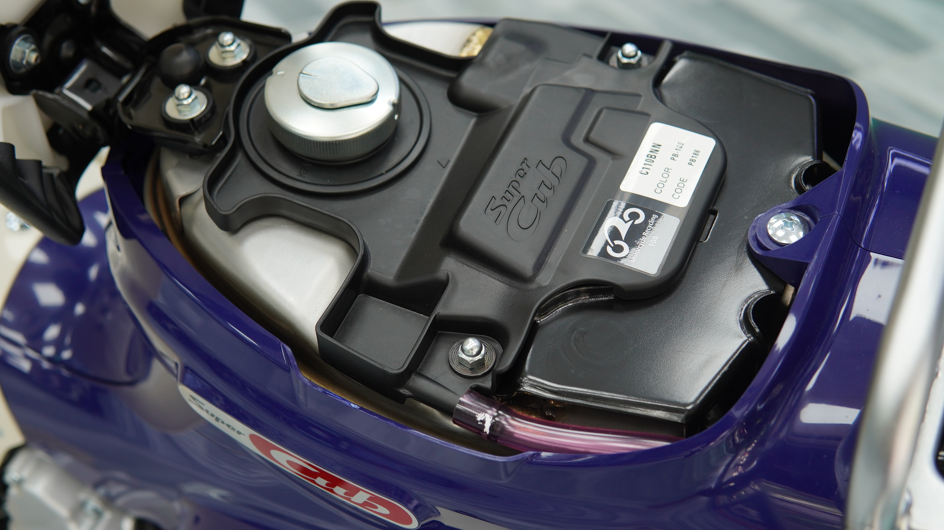 Honda Super Cub 110 Pro ABS 2025, Nhập Khẩu Chính Hãng Từ Nhật tại Vĩnh Long