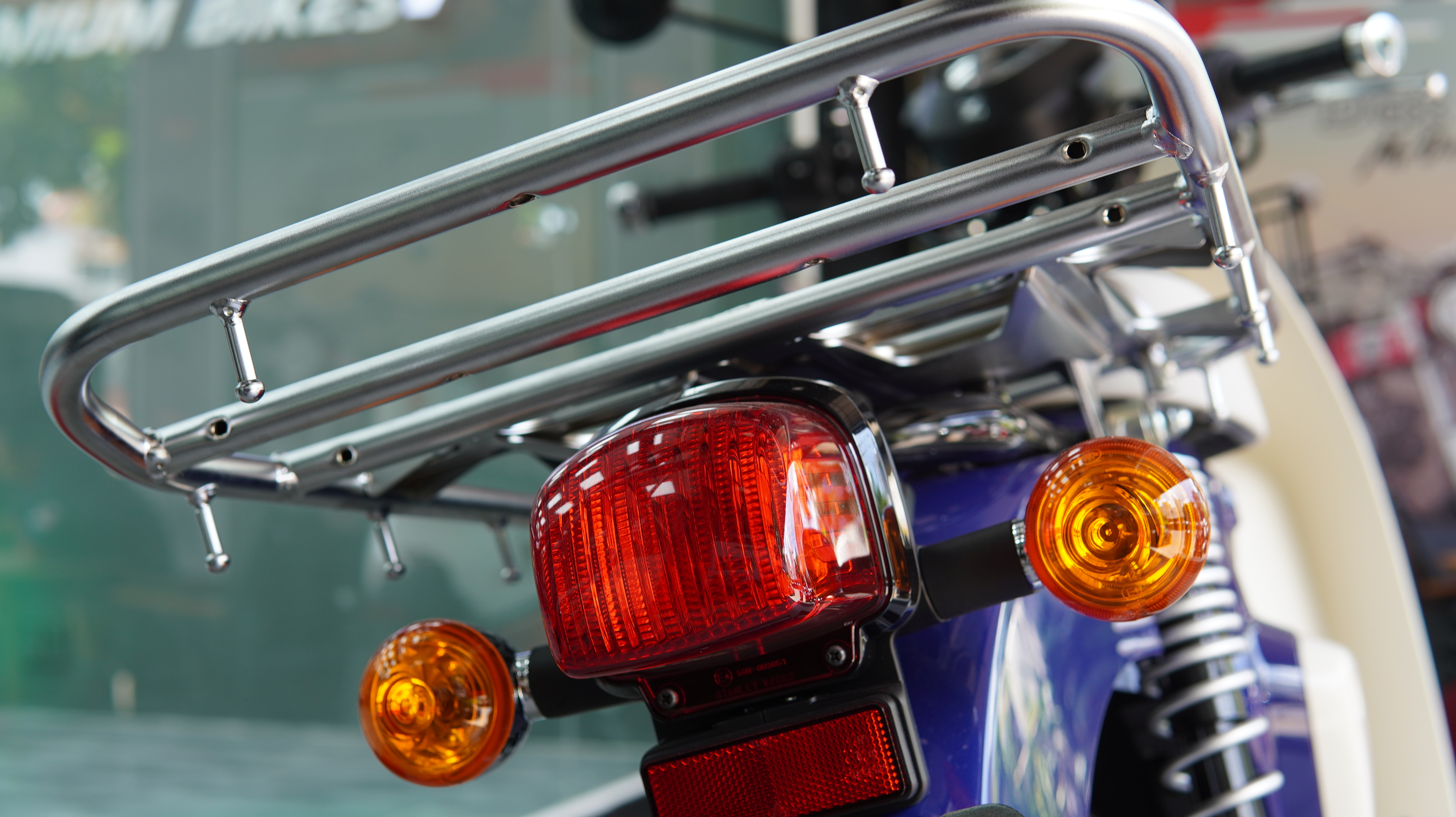 Honda Super Cub 110 Pro ABS 2025, Nhập Khẩu Chính Hãng Từ Nhật tại Vĩnh Long