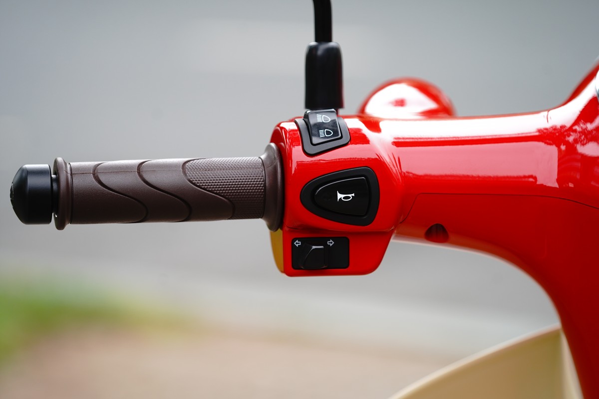 Honda Super Cub 110ABS Hello Kitty Edition, Made In Japan tại Vĩnh Long