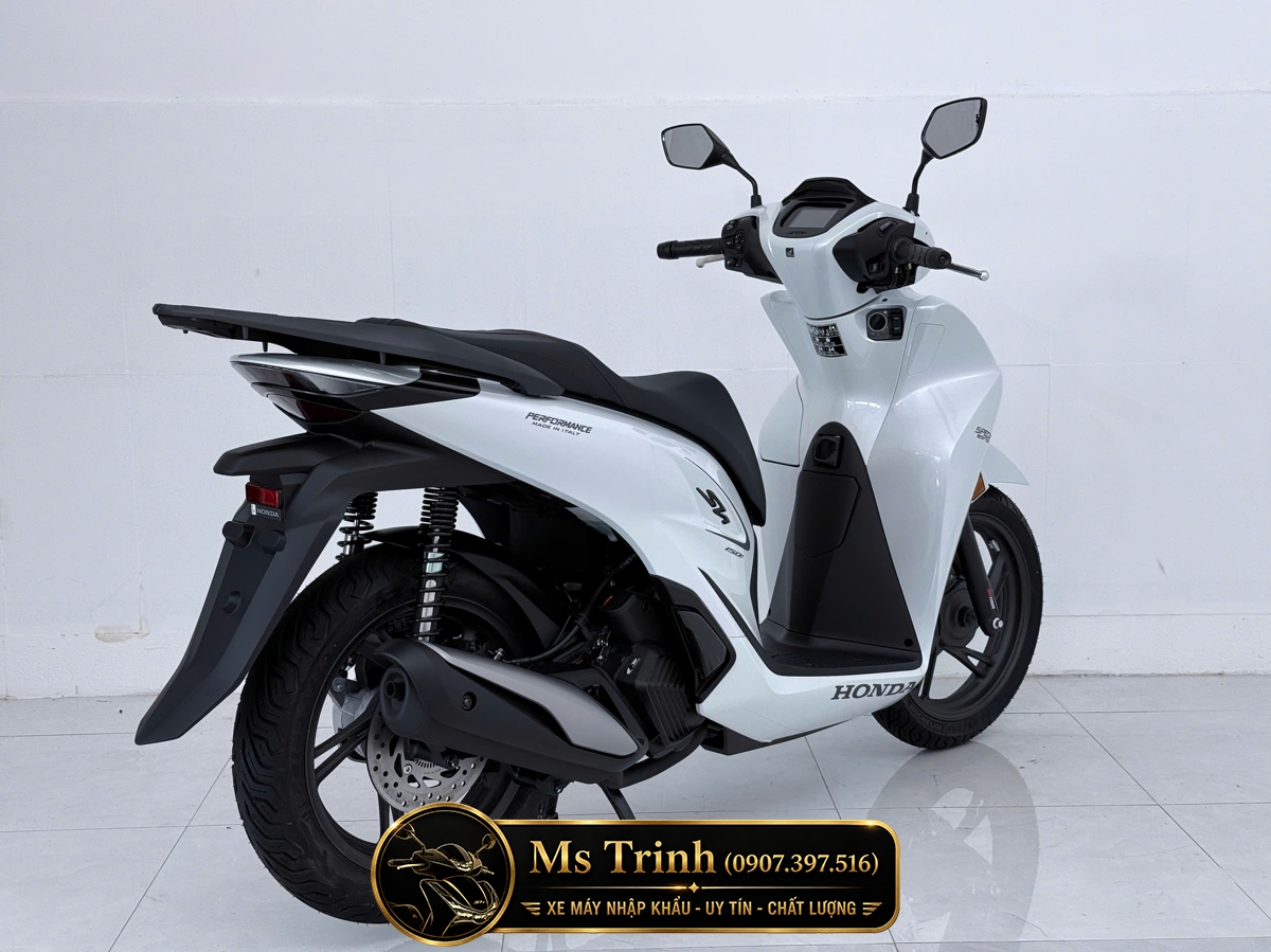 Honda SH150i Special Edition Standard nhập HMR Ý màu trắng tại Vĩnh Long: Giá trị nằm trong từng chi tiết nguyên bản