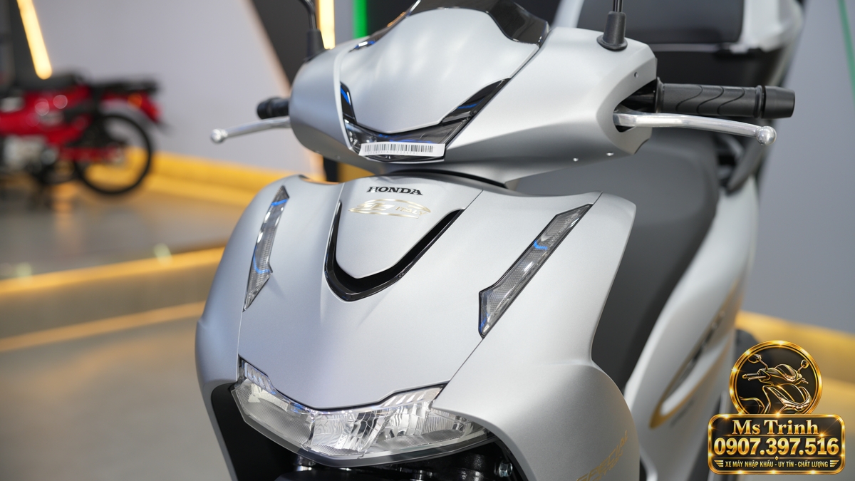 Honda SH150i Ý xám bạc 2027 tại Vĩnh Long - Nhập Ý, tem vàng sang trọng, giá tốt