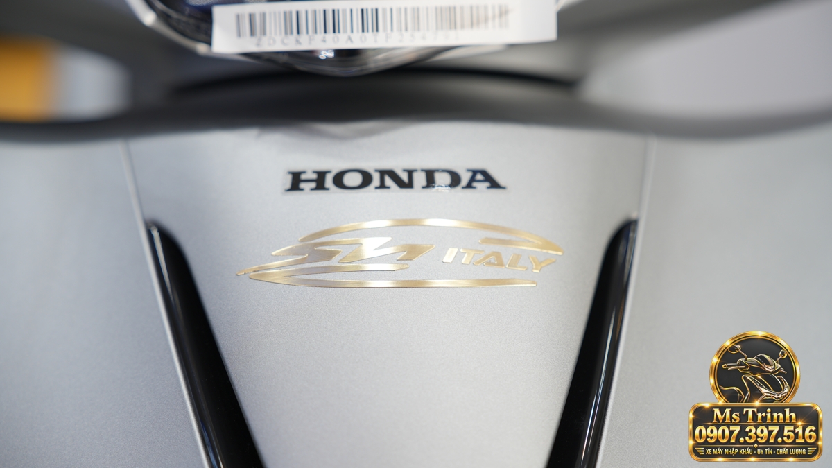 Honda SH150i Ý xám bạc 2027 tại Vĩnh Long - Nhập Ý, tem vàng sang trọng, giá tốt