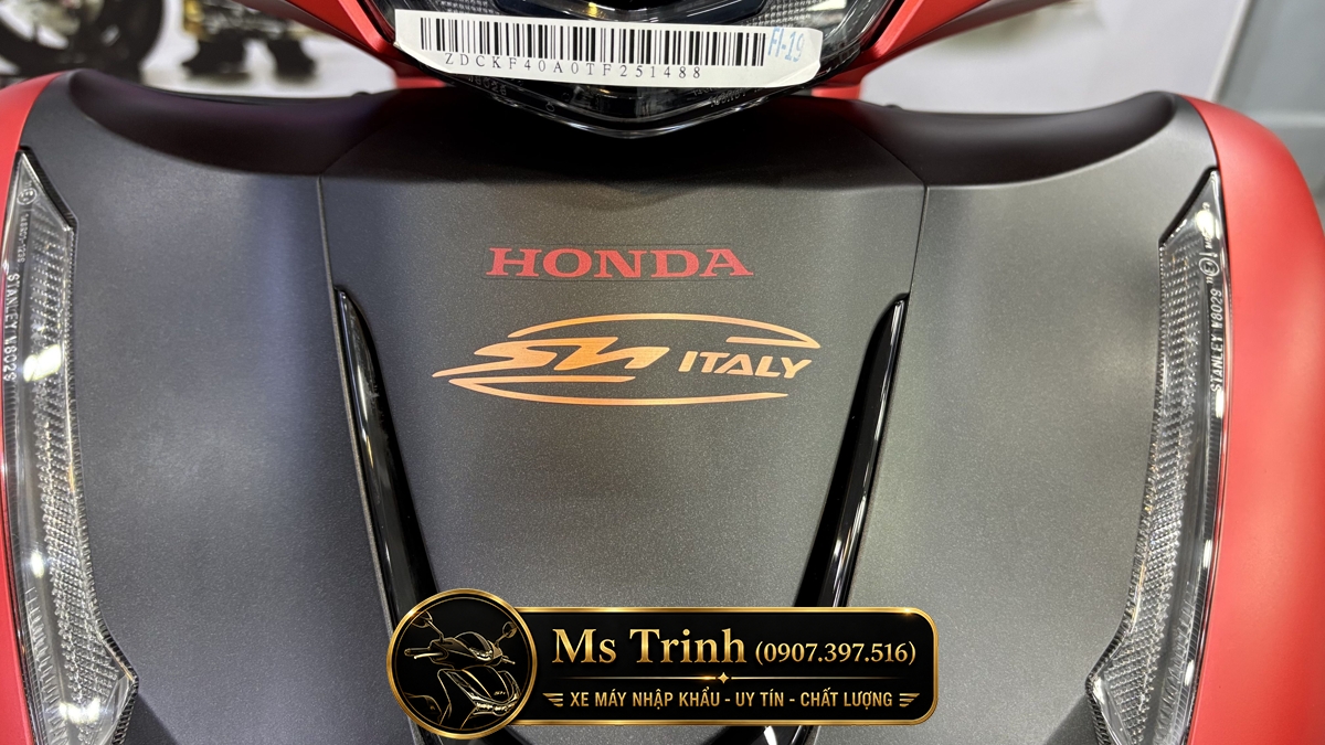 Honda SH150 Ý 2026 màu đỏ Sporty New Concept tại Vĩnh Long: Giá trị khác biệt của một chiếc SH nhập khẩu