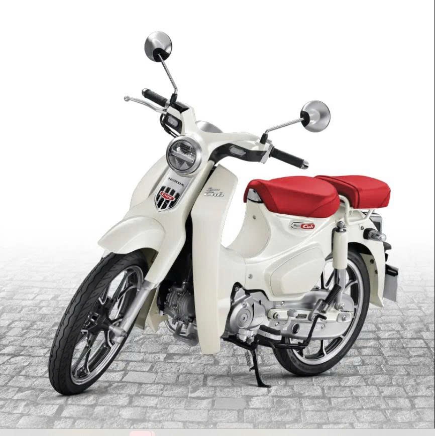 Honda Super Cub 125 Custom Edition Thái Lan 2025 màu trắng tại Vĩnh Long