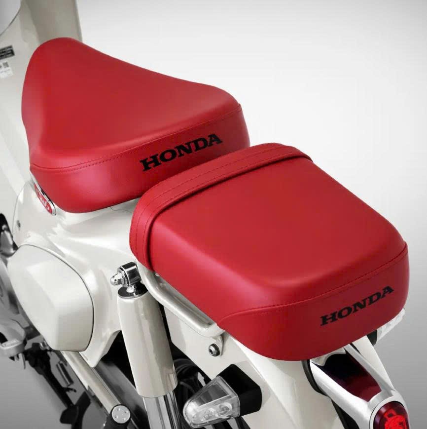 Honda Super Cub 125 Custom Edition Thái Lan 2025 màu trắng tại Vĩnh Long