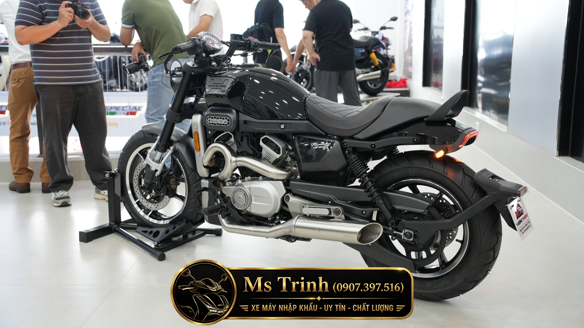 Hyosung GV350X tại Vĩnh Long - Cruiser 350cc Phong Cách Mỹ Cơ Bắp, Cá Tính