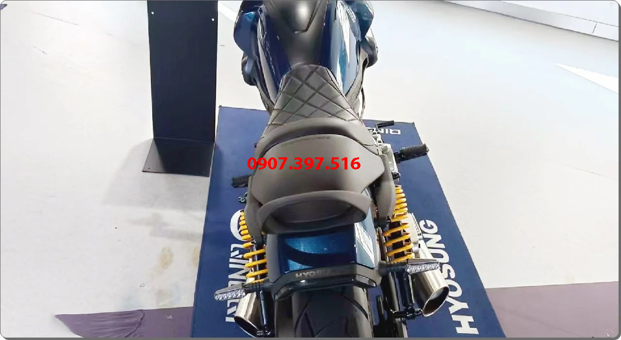 Hyosung GV350X tại Vĩnh Long - Cruiser 350cc Phong Cách Mỹ Cơ Bắp, Cá Tính