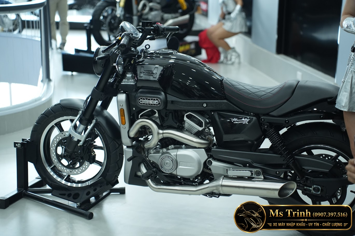 Hyosung GV350X tại Vĩnh Long - Cruiser 350cc Phong Cách Mỹ Cơ Bắp, Cá Tính