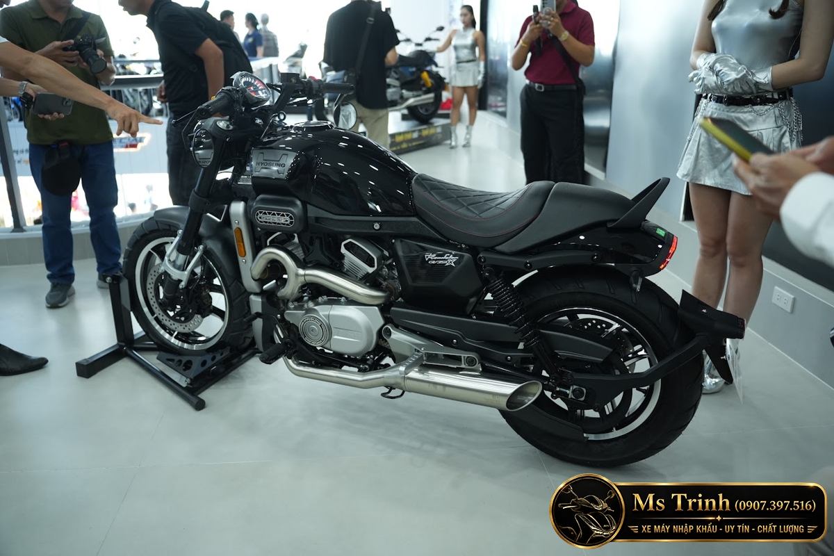 Hyosung GV350X tại Vĩnh Long - Cruiser 350cc Phong Cách Mỹ Cơ Bắp, Cá Tính