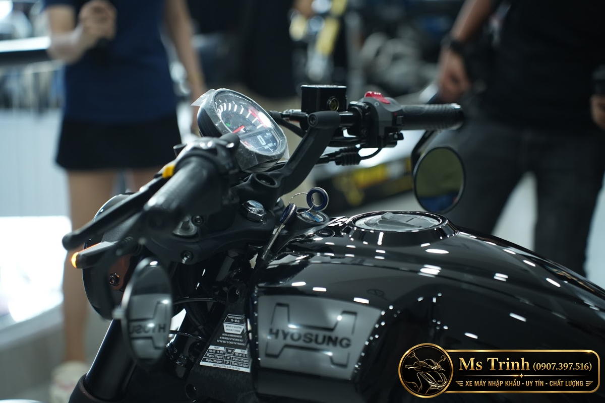 Hyosung GV350X tại Vĩnh Long - Cruiser 350cc Phong Cách Mỹ Cơ Bắp, Cá Tính