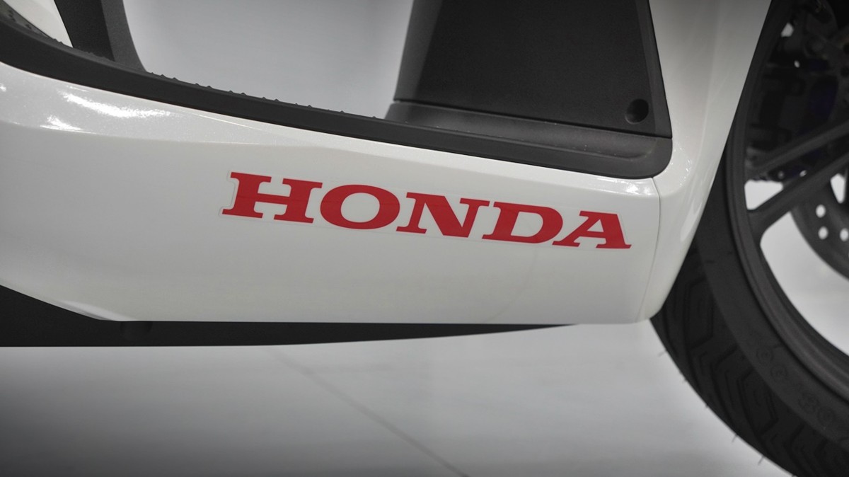 Honda SH150 trắng pha lê nhập Ý 2026 tại Vĩnh Long - Sport Edition chính ngạch, chuẩn chất Ý