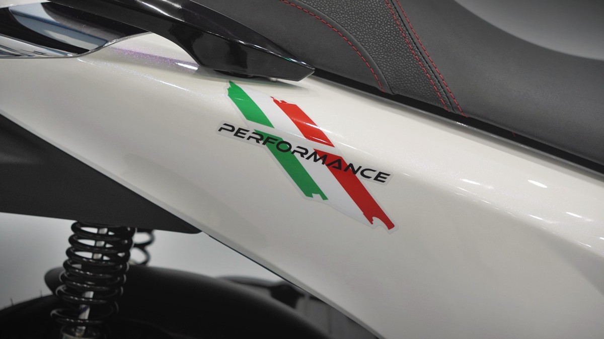 Honda SH150 trắng pha lê nhập Ý 2026 tại Vĩnh Long - Sport Edition chính ngạch, chuẩn chất Ý