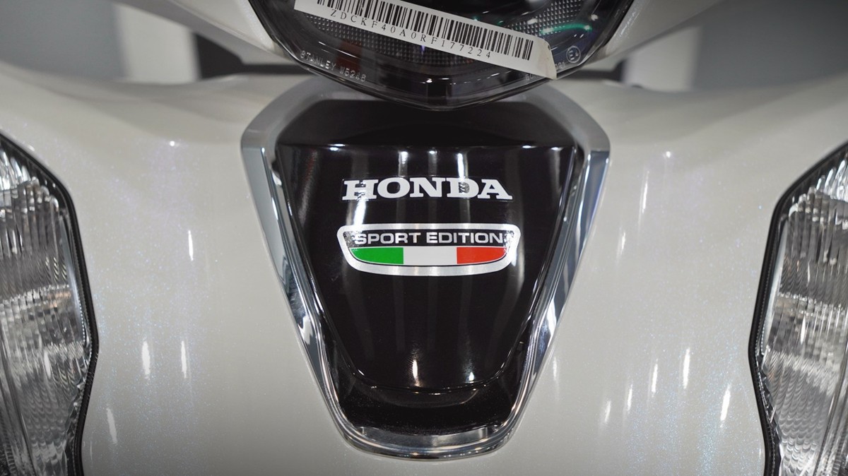 Honda SH150 trắng pha lê nhập Ý 2026 tại Vĩnh Long - Sport Edition chính ngạch, chuẩn chất Ý