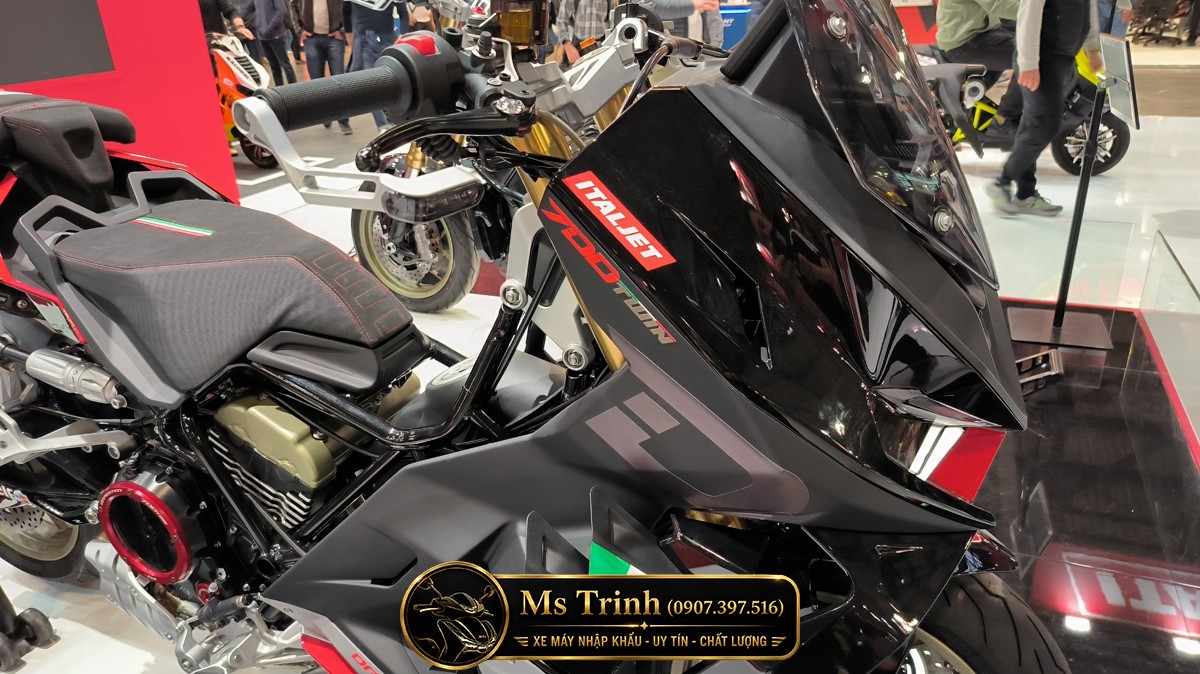 Italjet 700 2026 Tại Vĩnh Long - Chiến Binh Chỉ 700 Xe Hyper Scooter Cực Hiếm hồ sơ hải quan, nhập chính ngạch