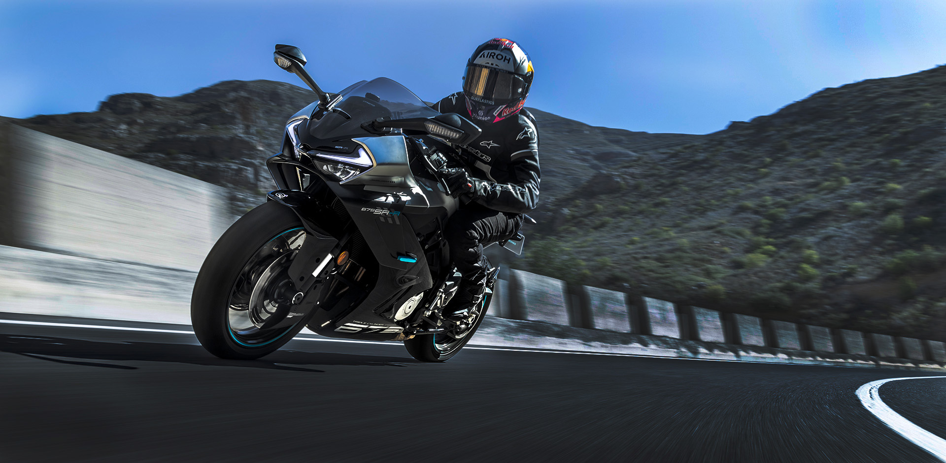 CF Moto 675SR-R 2025 3 Xi Lanh Ngang, Siêu Thể Thao, Giá Rẻ tại Vĩnh Long