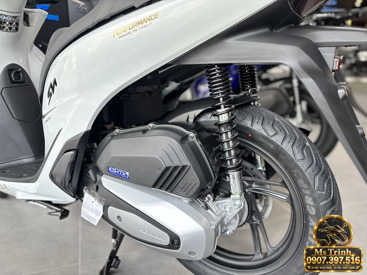 SH150i Ý 2027 màu trắng tại Vĩnh Long - Nhập khẩu nguyên chiếc, thiết kế sang trọng, giá tốt