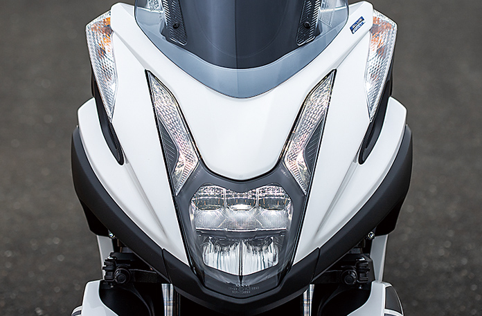 Yamaha Tricity 155 2025, Tay Ga bánh Kép Độc Đáo, Lần Đầu Tiên Có Tại Vĩnh Long