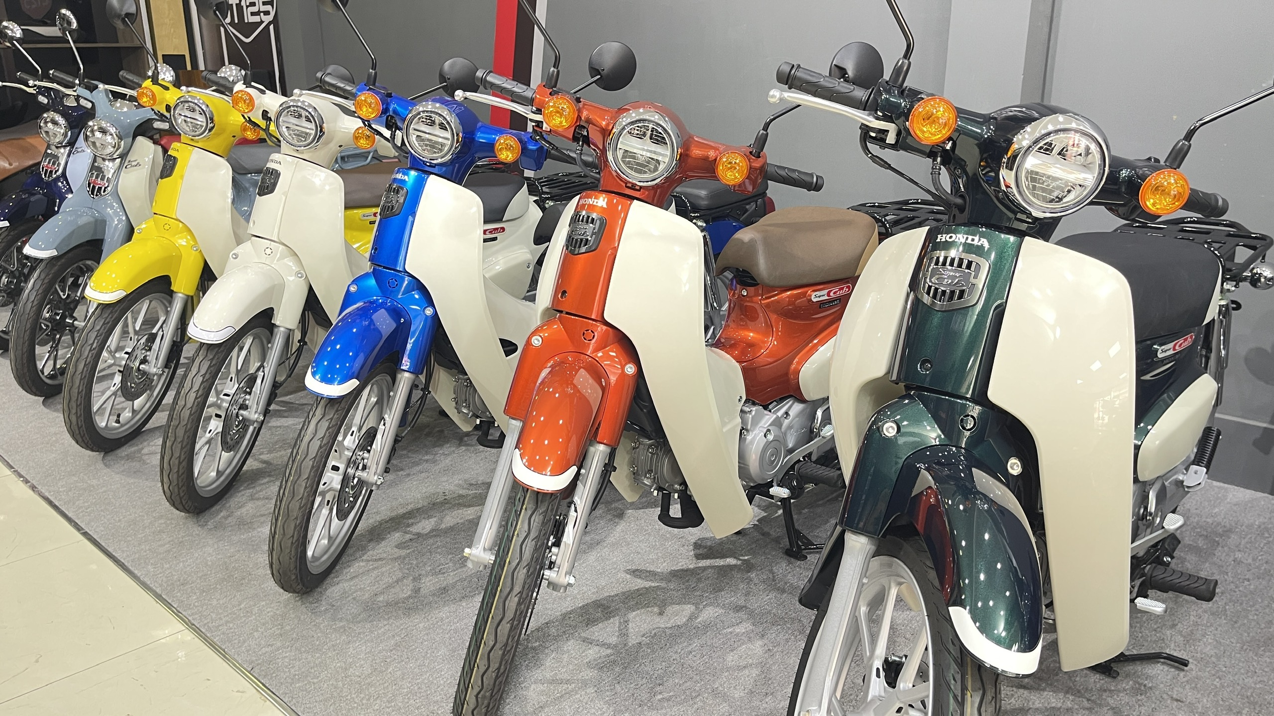 Honda Super Cub 110 ABS, Made In Japan, NK Chính Hãng, Hiếm tại Vĩnh Long