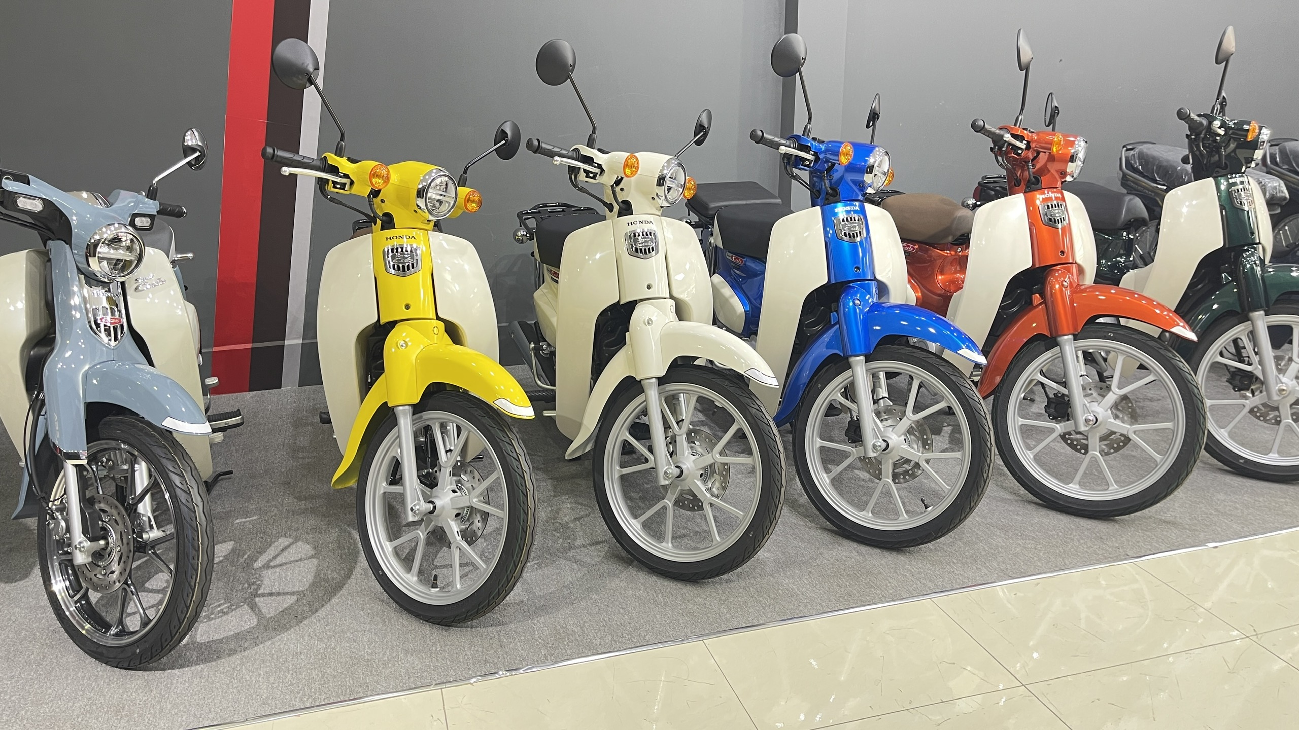Honda Super Cub 110 ABS, Made In Japan, NK Chính Hãng, Hiếm tại Vĩnh Long