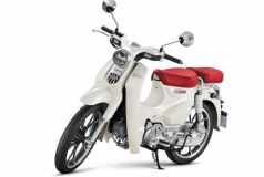 Honda Super Cub 125 Custom Edition Thái Lan 2025 màu trắng tại Vĩnh Long